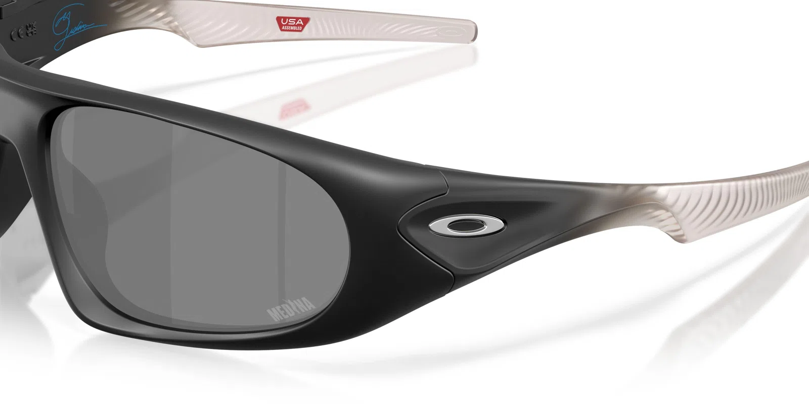 Oakley Neoforma 9528 Sunglasses - view 80